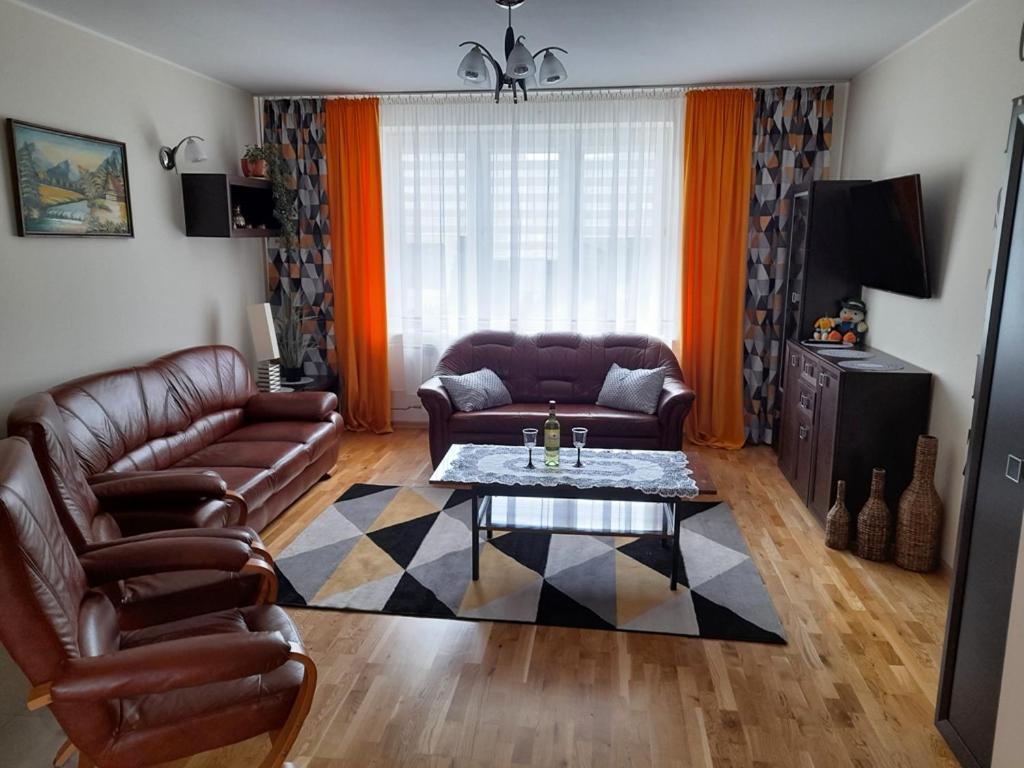Tu Sie Spi Apartment Bodzentyn ภายนอก รูปภาพ