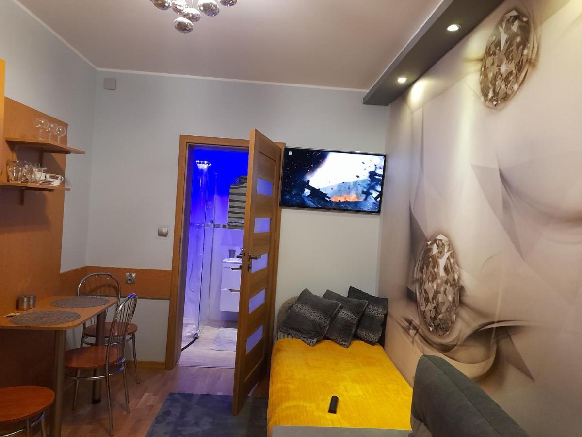 Tu Sie Spi Apartment Bodzentyn ภายนอก รูปภาพ