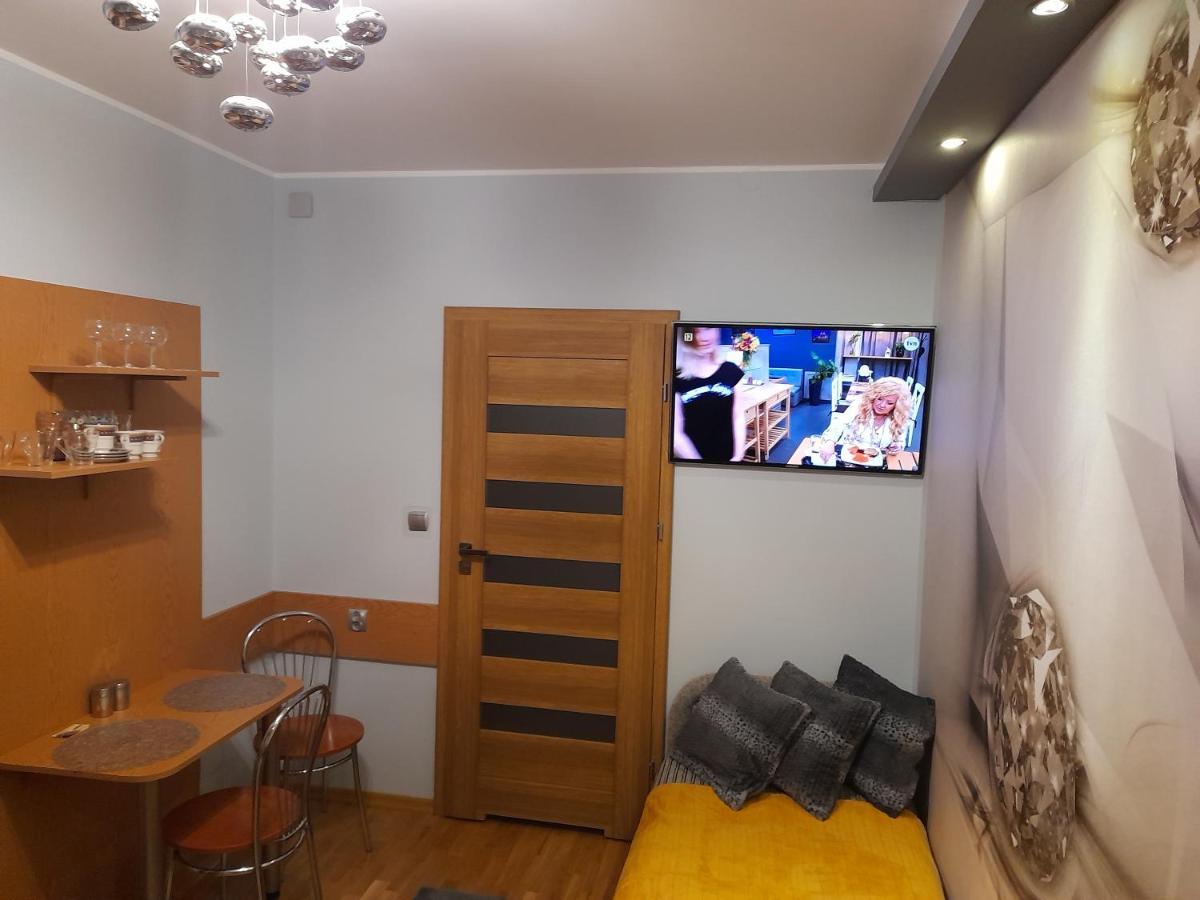 Tu Sie Spi Apartment Bodzentyn ภายนอก รูปภาพ